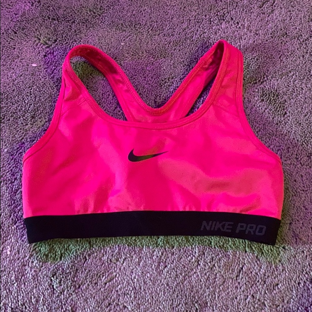 nike pro sports bra